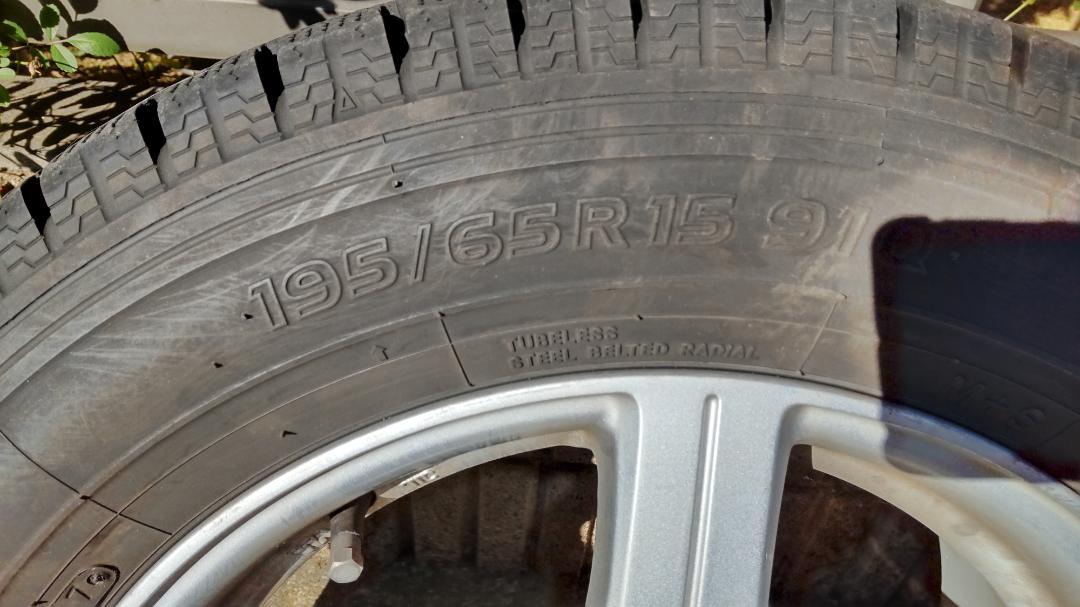195/65R15 スタッドレス ホイールセット 5穴 195/65R15 スタッドレス ホイールセット 5穴