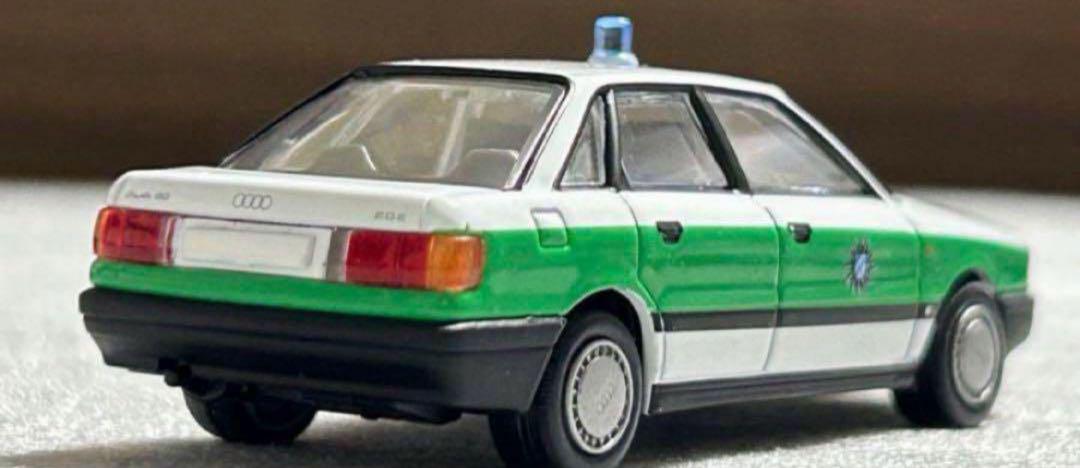 トミカリミテッドヴィンテージネオ アウディ ポリスカー