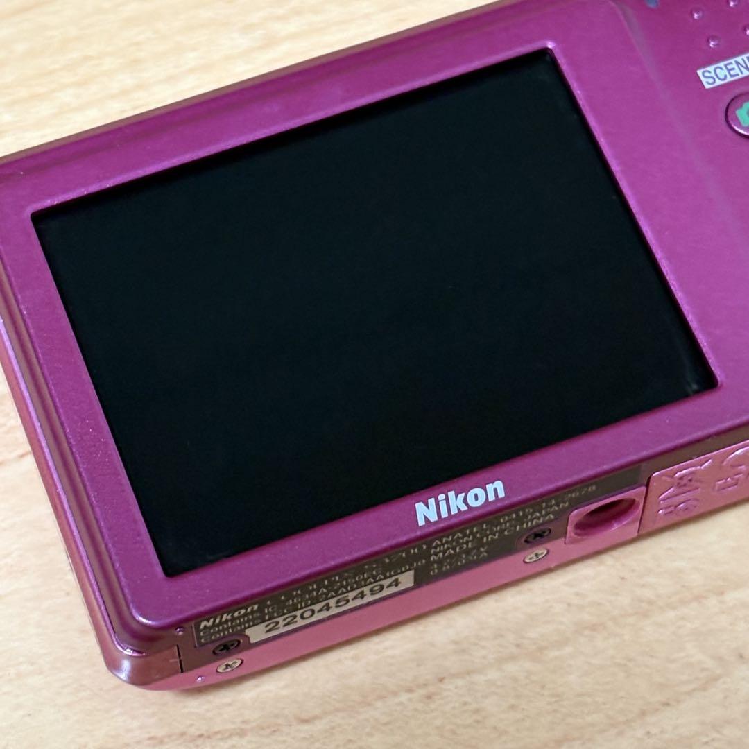 Nicon ニコン デジタルカメラ デジカメ　COOLPIX S3700 ピンク