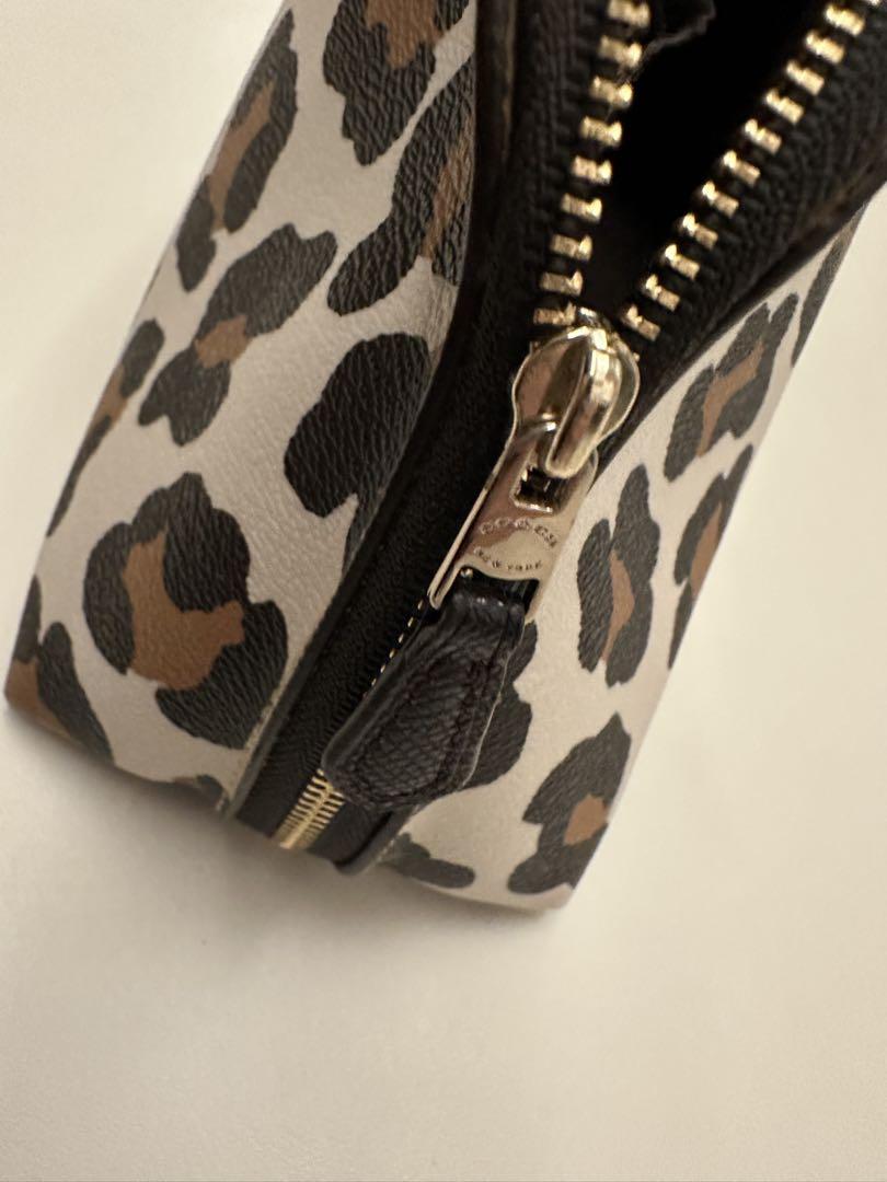 COACH ヒョウ柄 レザー ポーチ
