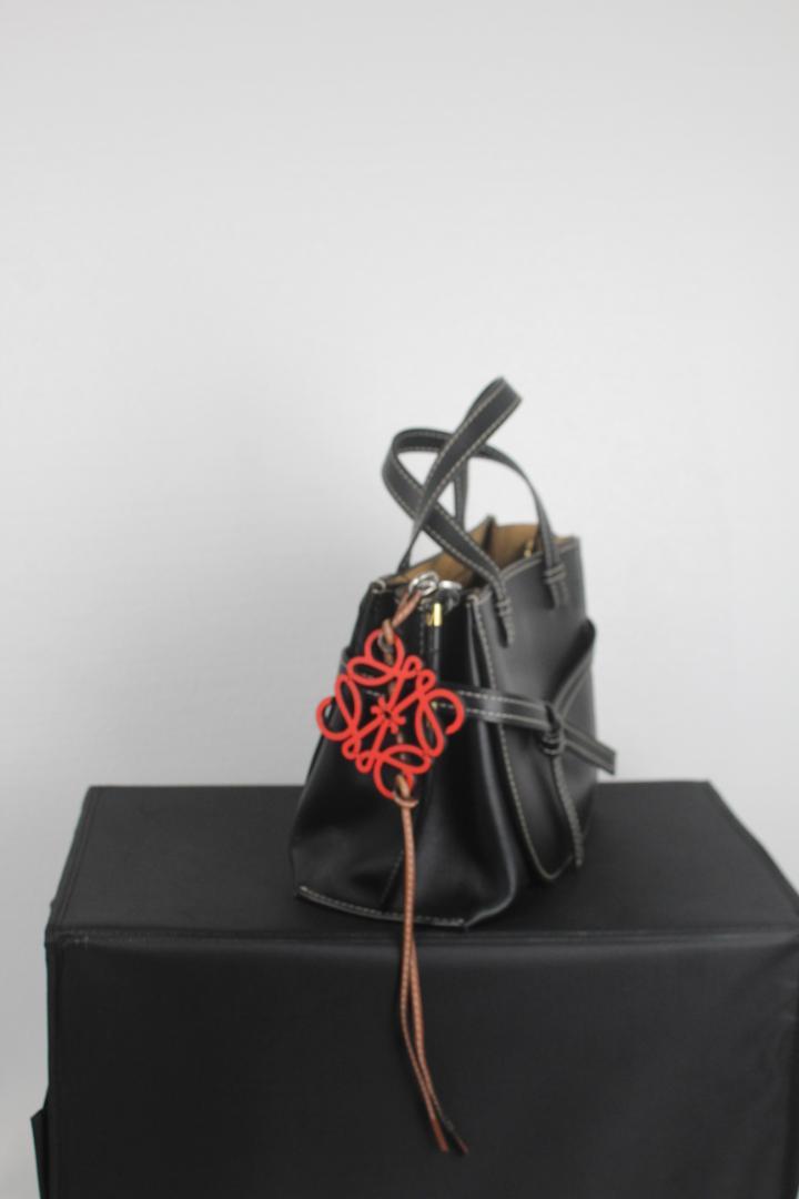 LOEWE loewe ロエベ レディース バッグチャーム アナグラム