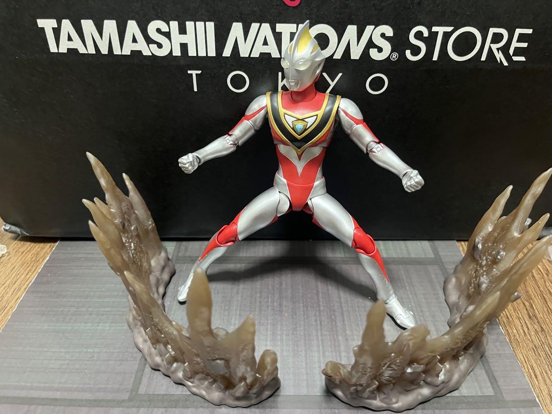 真骨彫 ウルトラマンダイナ＆ガイア＆エフェクトパーツ