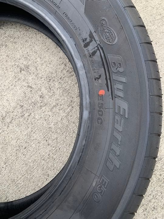 超話題新作 ヨコハマタイヤ ブルーアースE50 4本セット 185/65r15