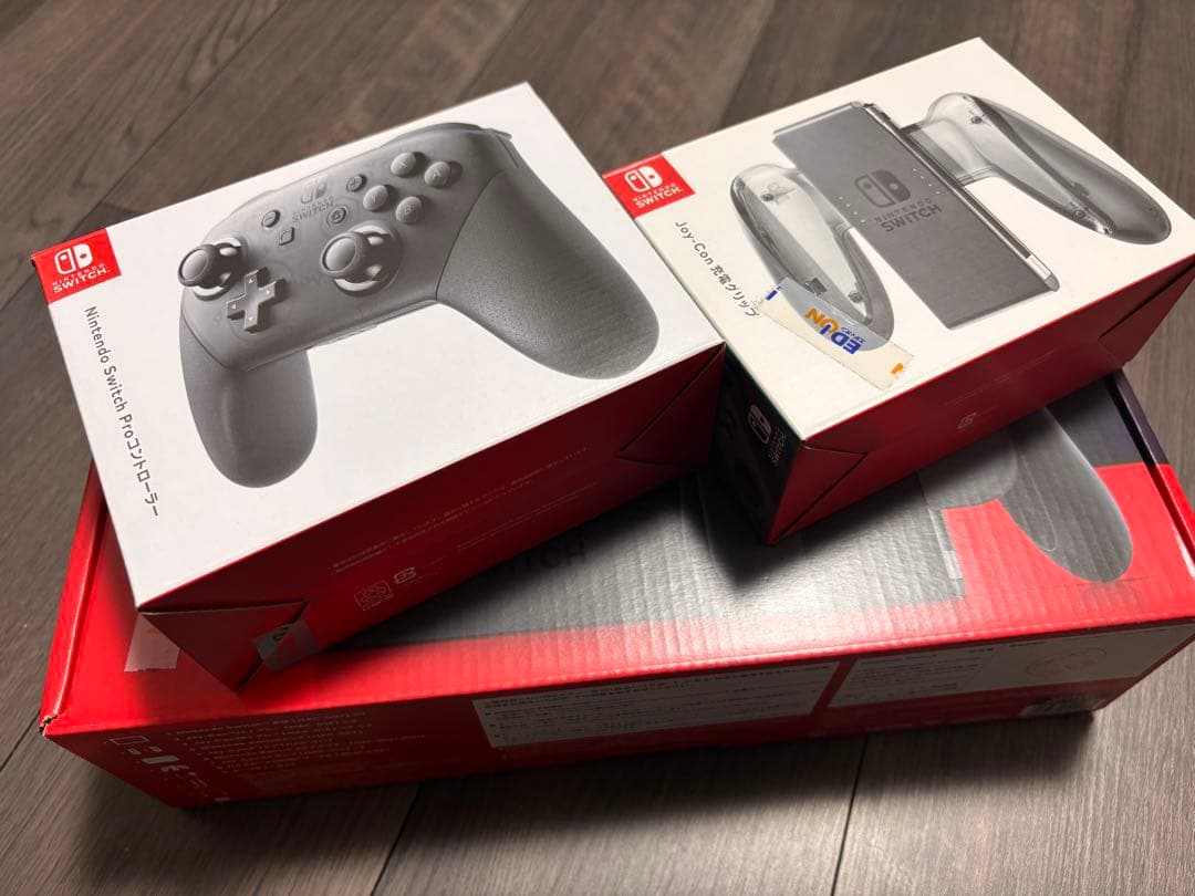 Nintendo Switch グレー 本体&プロコン&ジョイコン充電グリップ - メルカリ