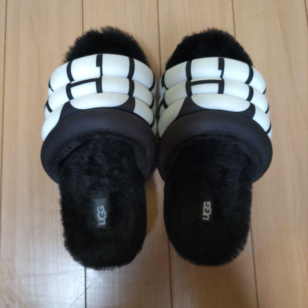 UGG 厚底 サンダル