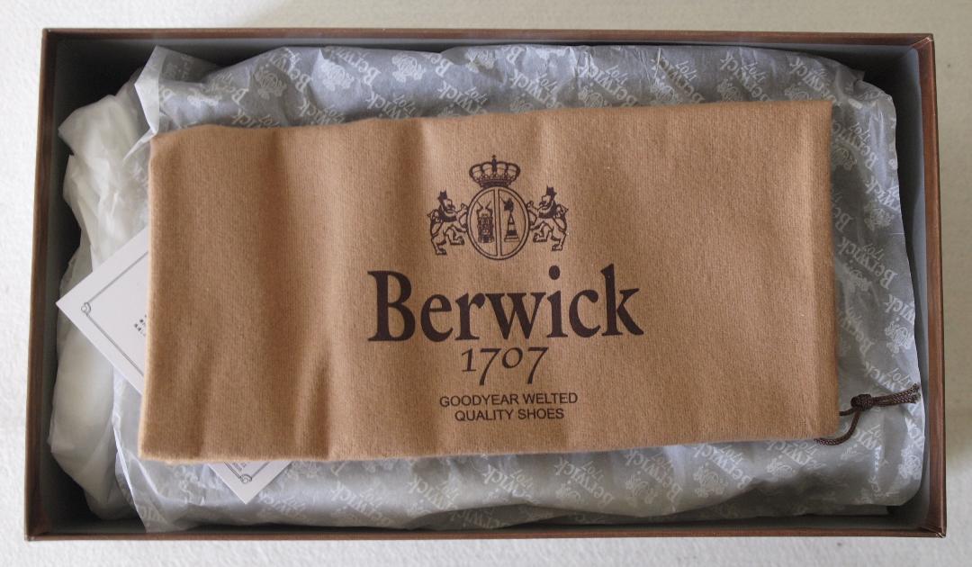 Berwick 1707 ローファー 5260 ムーンライトソール
