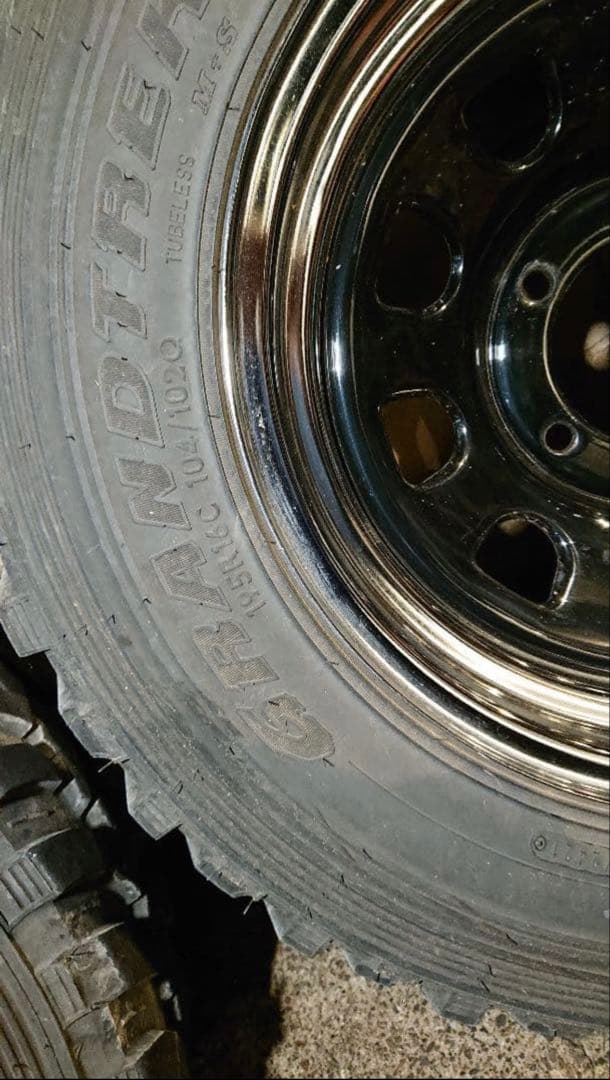 DUNLOP MT2 195R16C 21年製 街乗りのみ ジムニー タイヤ DUNLOP MT2 195R16C 21年製 街乗りのみ ジムニー タイヤ