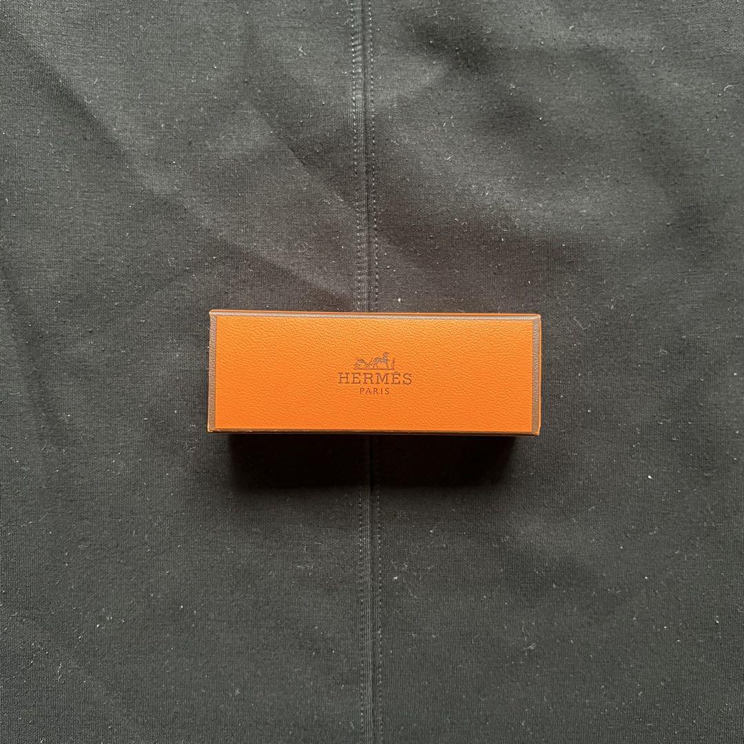 箱】HERMES リップバーム - メルカリ