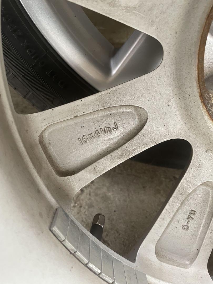 16インチ タイヤホイールセット 4本　中古