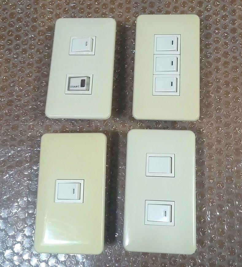 埋め込みスイッチ4個中古