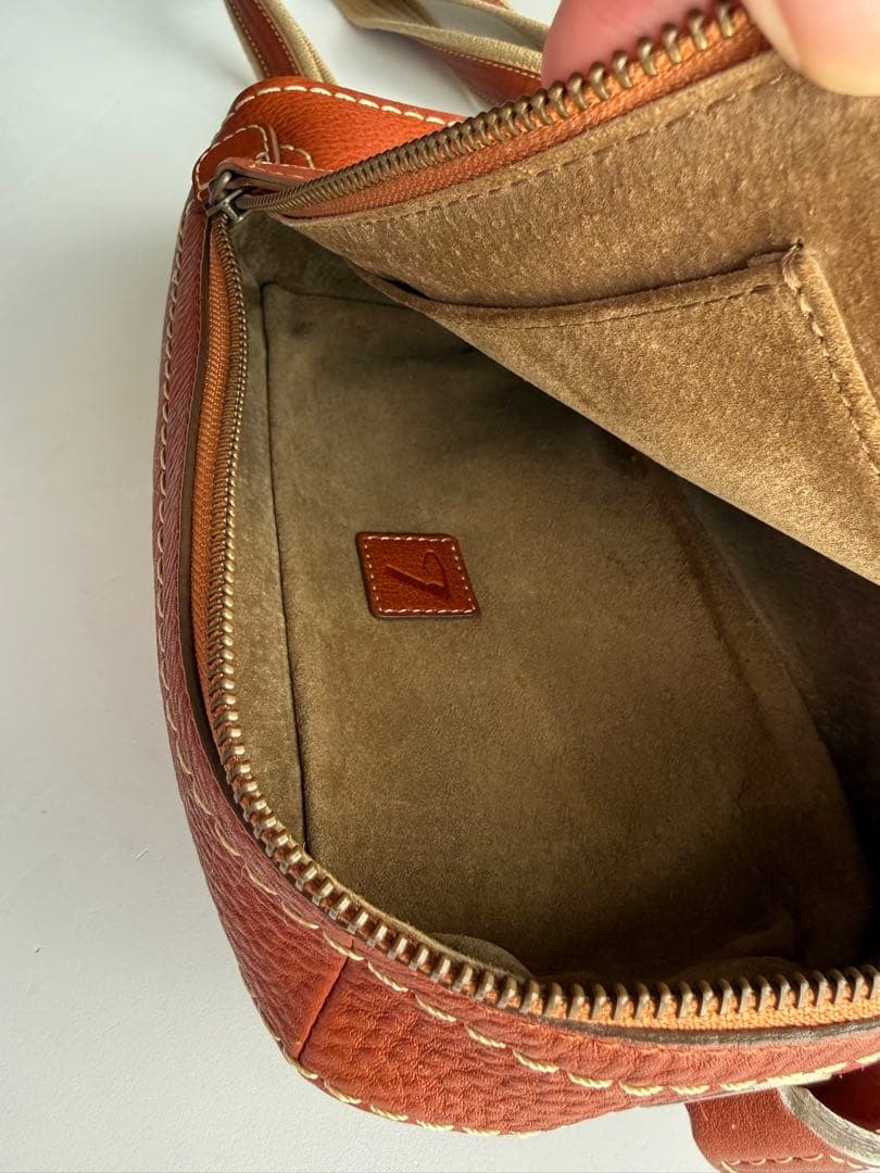 土屋鞄製造所 トーンオイルヌメ ボディーポシェット ブラウン 土屋鞄製造所 トーンオイルヌメ ボディーポシェット ブラウン