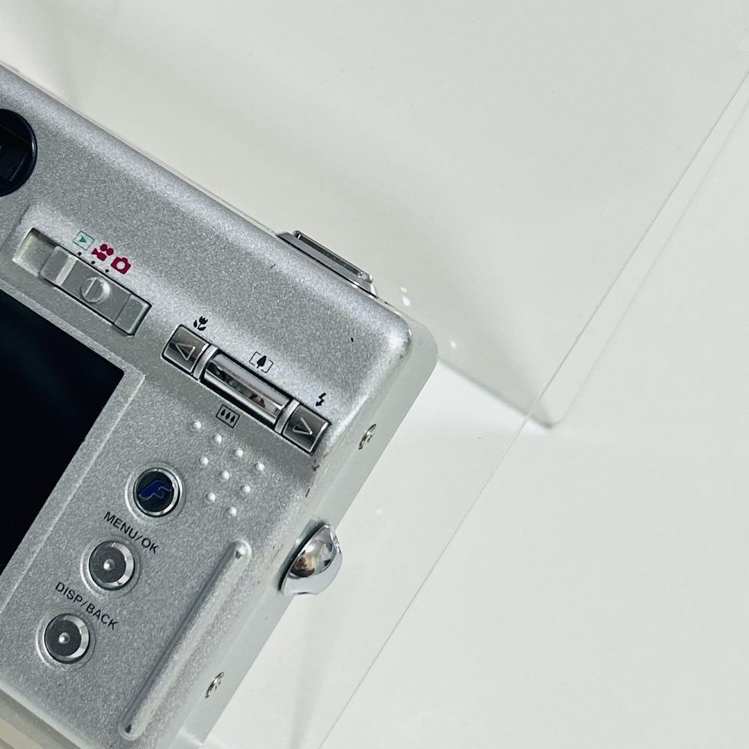 【ジャンク美品】FUJIFILM FinePix F440 コンデジ カメラ