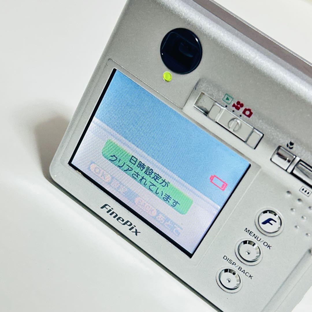 【ジャンク美品】FUJIFILM FinePix F440 コンデジ カメラ