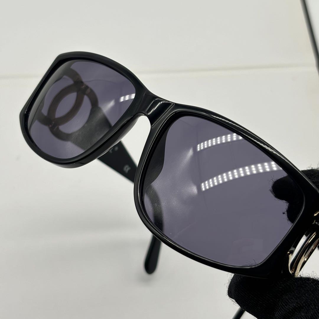 美品 CHANEL シャネル ココマーク サングラス ブラック CHANEL シャネル キャッツアイ サングラス ブラック ココマーク
