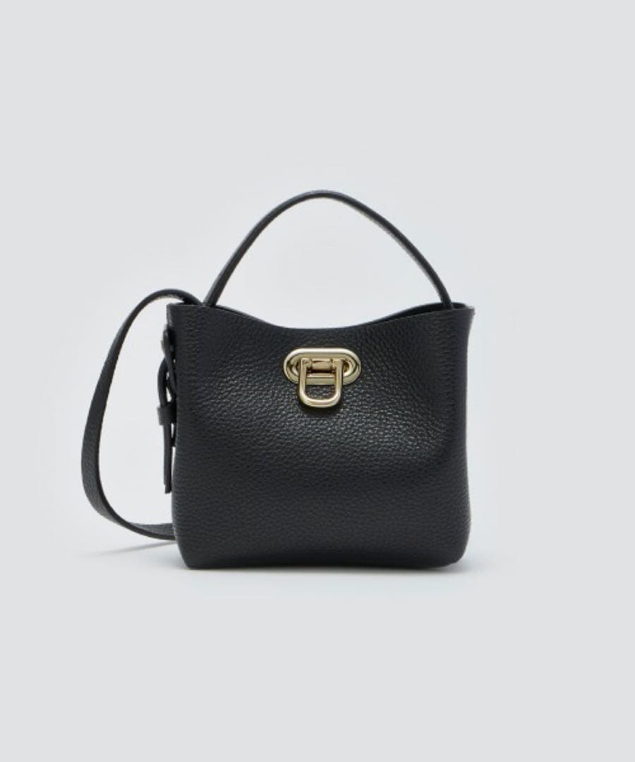 PELLICO ANELLI TURNLOCKバッグ ペリーコ バッグ