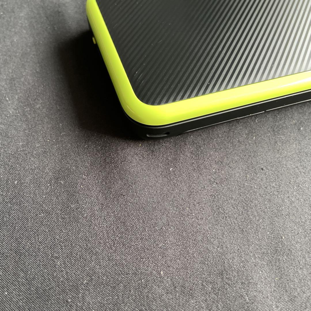Newニンテンドー2DS LL ブラック×ライム 本体のみ