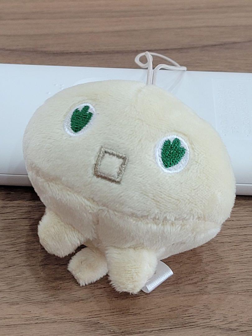 クリーム色の丸型ぬいぐるみ 5,856円