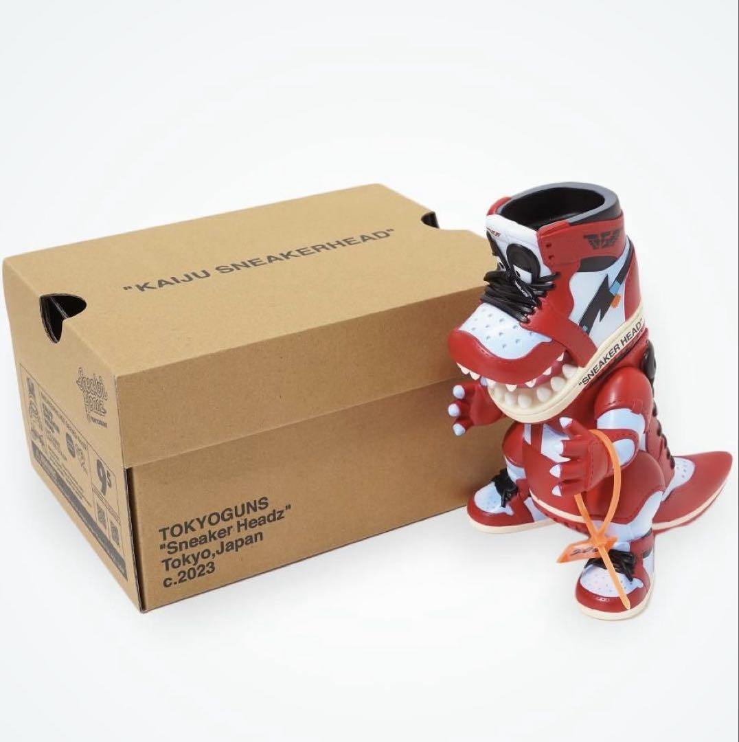 数量限定】SNKRDUNK×TOKYOGUNS ガイジュウスニーカーヘッド