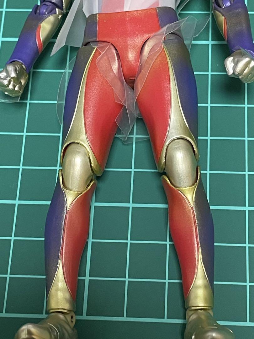 フィギュアーツ 真骨彫製法　グリッターティガ　ウルトラマン