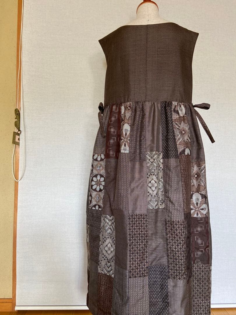 古布 大島紬 パッチワークジャンパースカート (M〜L) 裏付き 古布 大島紬 パッチワークジャンパースカート (M〜L) 裏付き