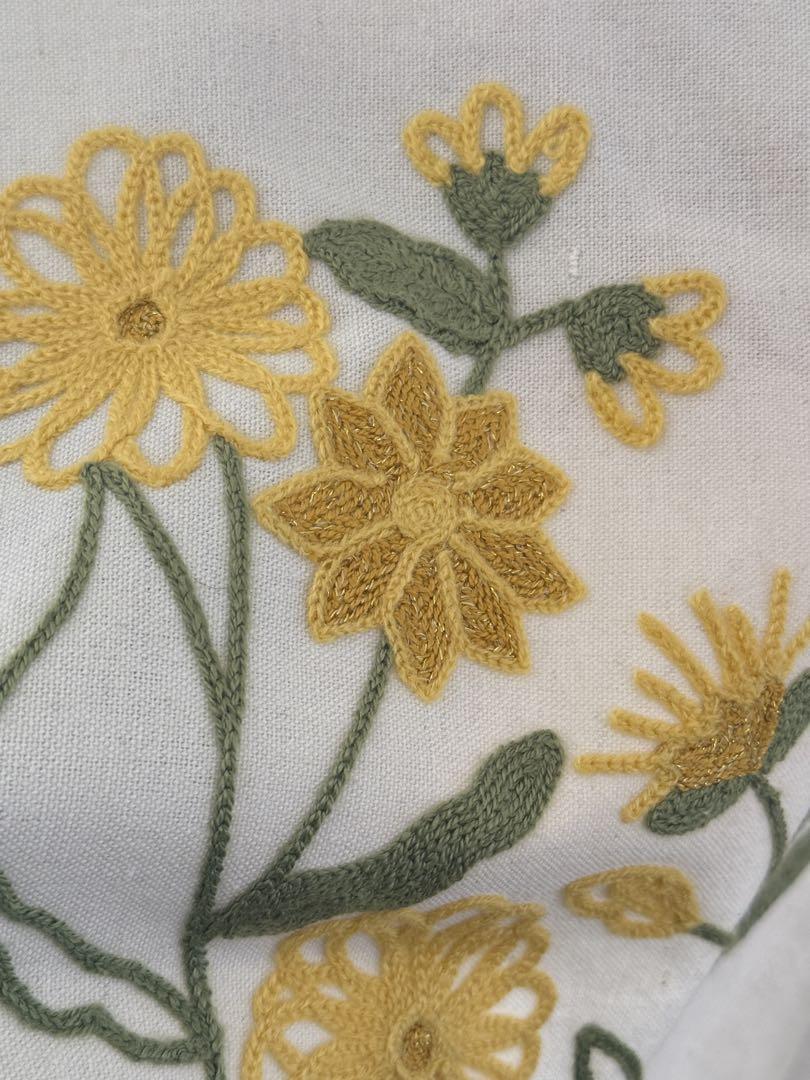 刺繍のれん 花刺繍85x150cm 2025年新柄 - メルカリ