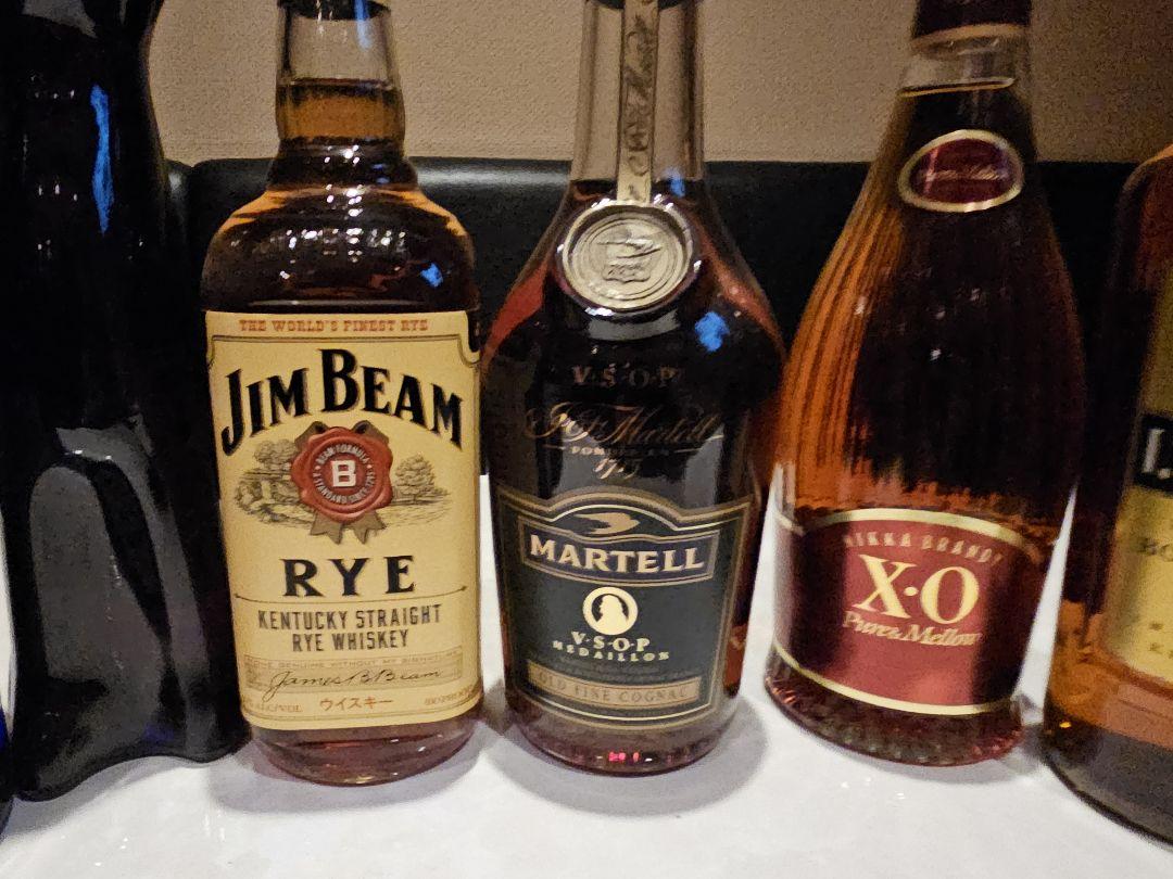 ジムビーム マーテル　ハーパー　ジャックダニエル等８本セット　お得