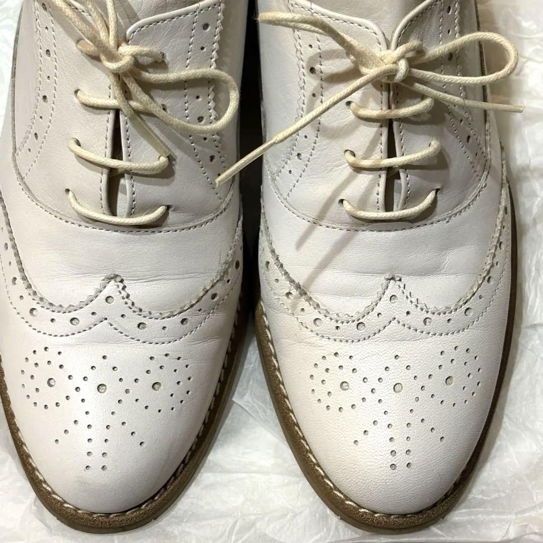 値下げUSED⭐︎BARCLAY メダリオンウィングチップ レースアップシューズ白 未使用級✨BARCLAY バークレー ウィングチップ メダリオン