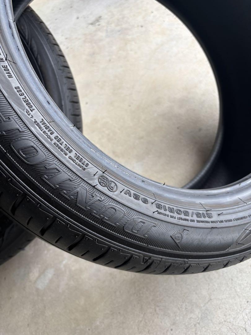 ダンロップ　新車装着タイヤ　215/50R18 バリ山　ヤリスクロス
