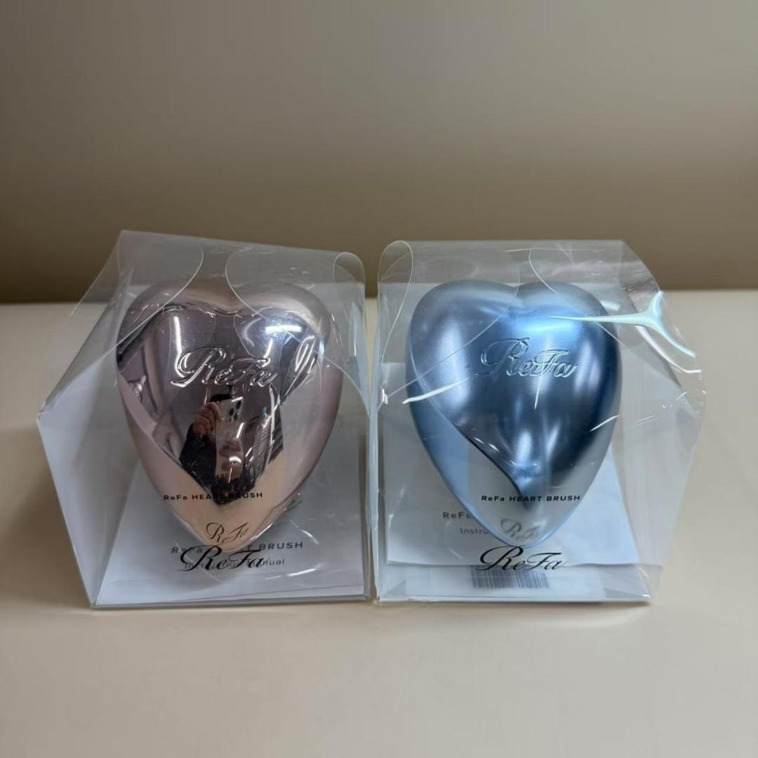 【未開封】リファ ハートブラシ ReFa シルバースカイ　2個 ReFa HEART BRUSH(リファハートブラシ)」から新カラー登場