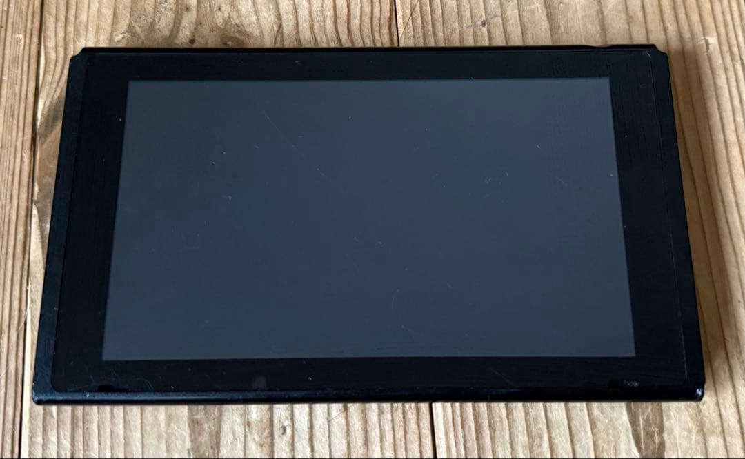 Nintendo Switch 本体 のみ 傷あり スタンドなし 動作 済
