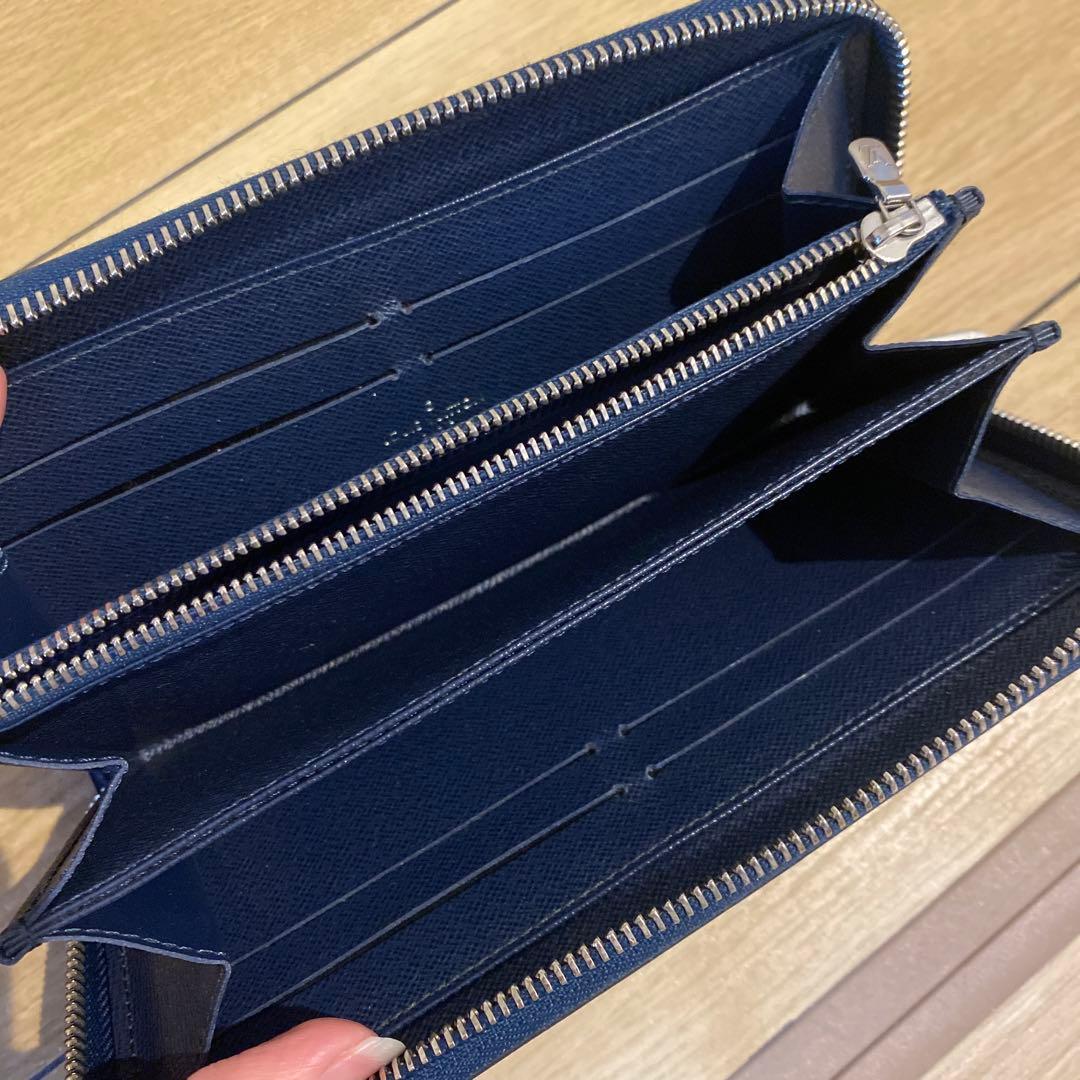 売れ筋がひ贈り物!《ルイヴィトン》ジッピーウォレット エピ アンディゴブルー M61873