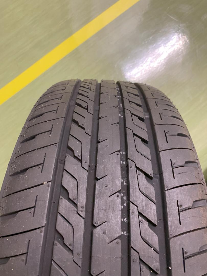 20インチ タイヤ・ホイールセット 225/35R20