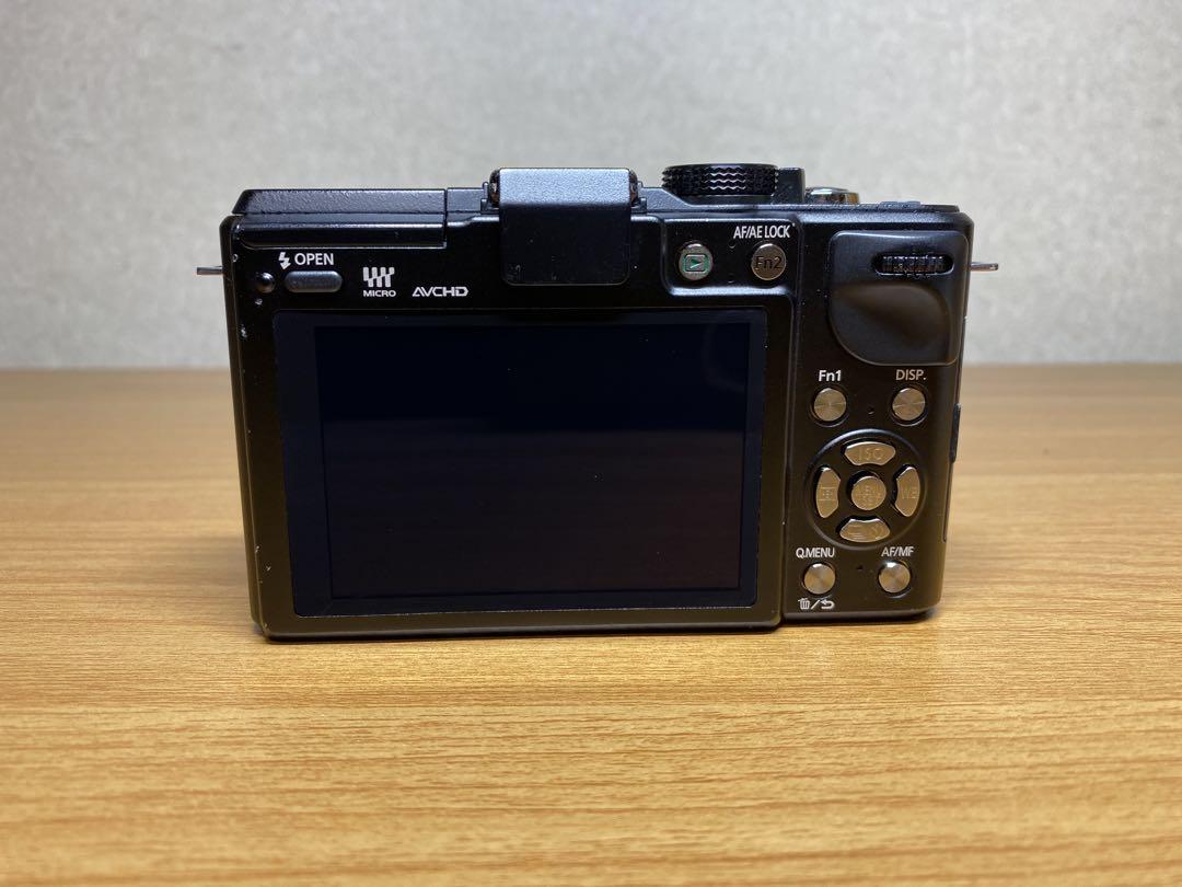 LUMIX GX1 ミラーレスカメラ　本体、バッテリー、4GBSDカード