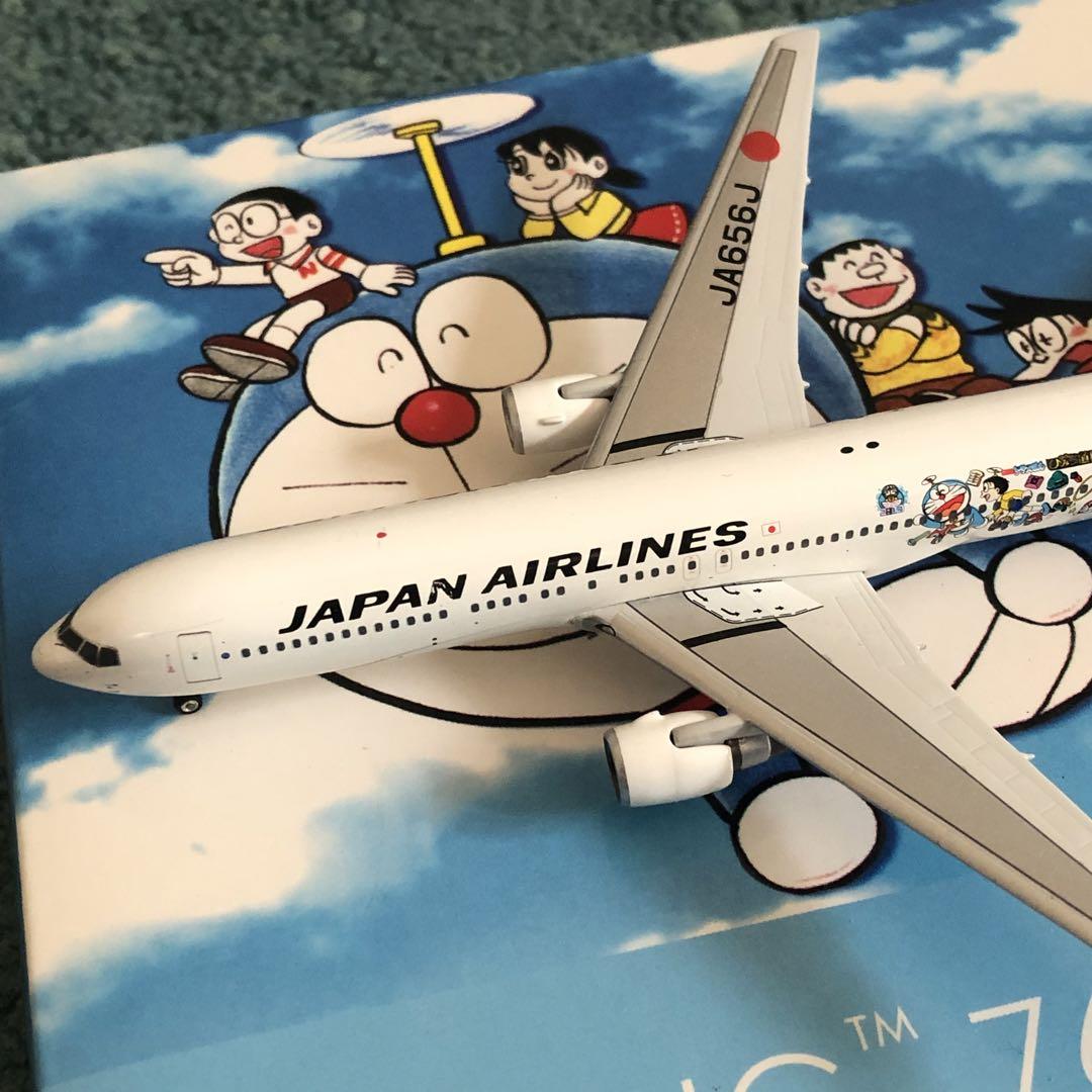## 専用　JAL 767-300ER ドラえもん JA656J Phoenix