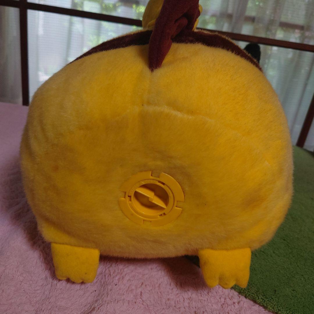 ピカチュウ おしゃべり貯金箱ぬいぐるみ 約40cm レトロ・明治カール景品 ピカチュウ おしゃべり貯金箱ぬいぐるみ 約40cm レトロ・明治
