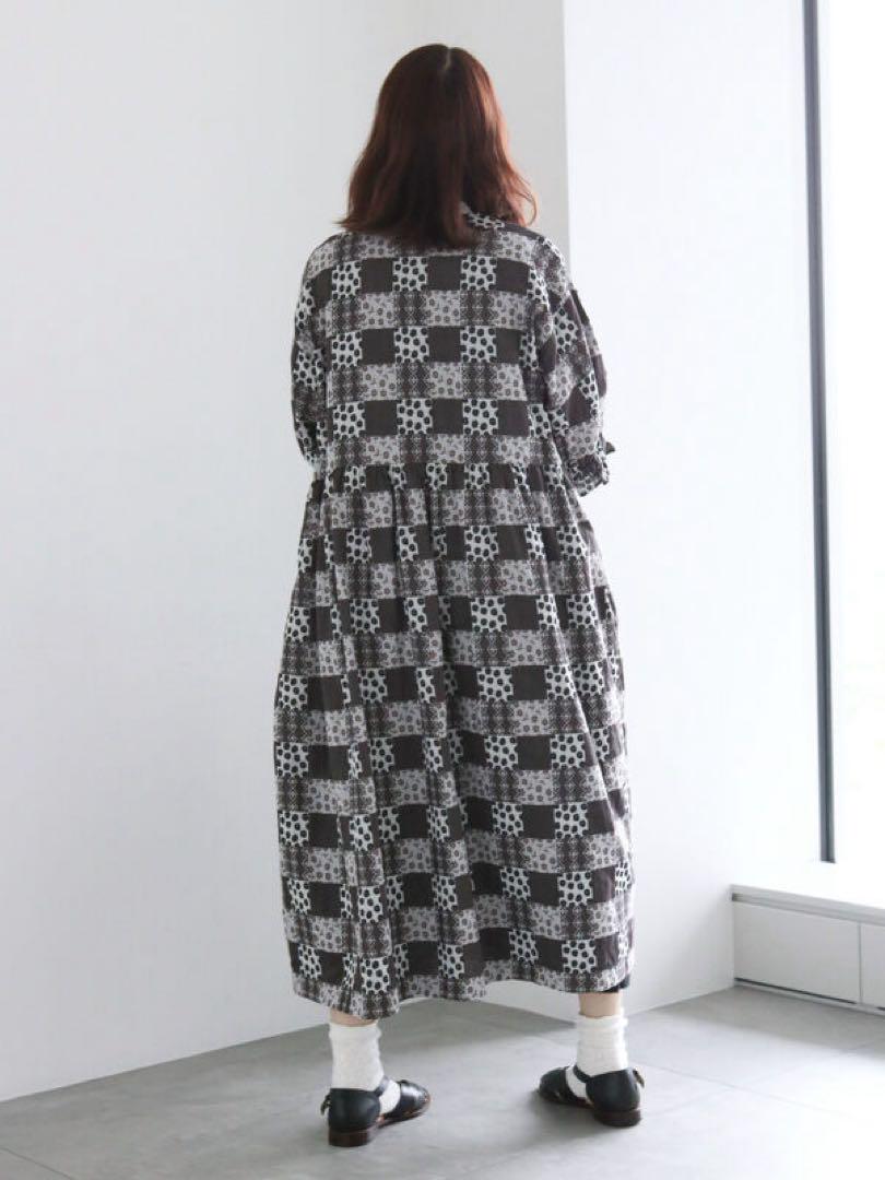 ホットセール - アートトラベルシューズ 新品タグ付✨HaTaKaKe×TSUHARU 袖切替ボリュームロングワンピース ワンピース