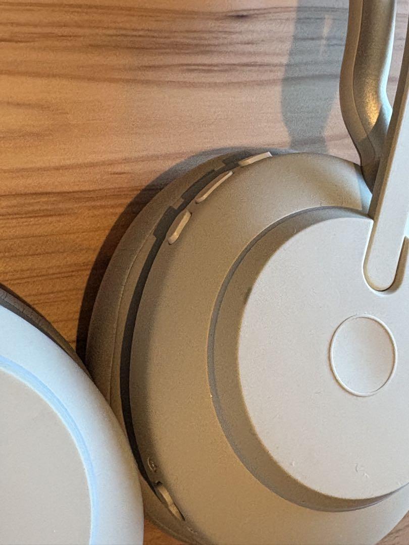 Jabra Evolve2 65 ワイヤレス ヘッドセット　ベージュ