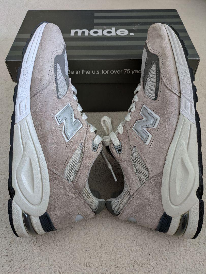 ニューバランス990v2