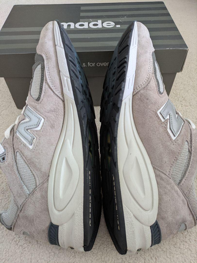 ニューバランス990v2