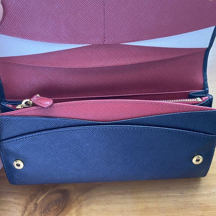 ロゴのスレ↖ 美品 長財布 黒 赤 mGsig-m13111972016 PRADA プラダ プラダ