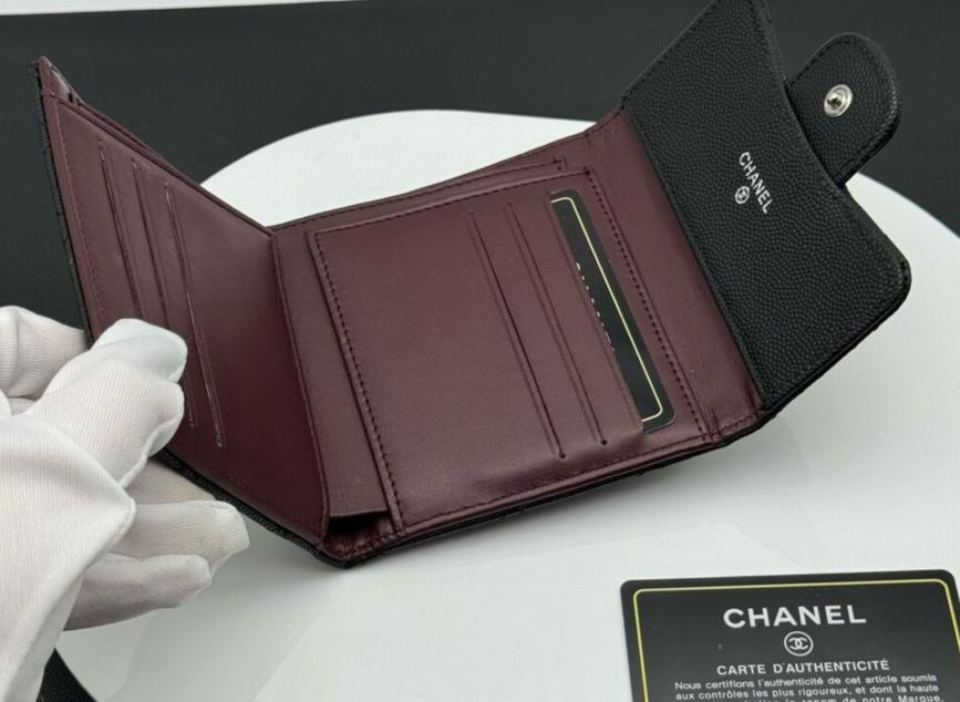CHANEL☆ブラック 人気 希少三つ折り財布 - メルカリ