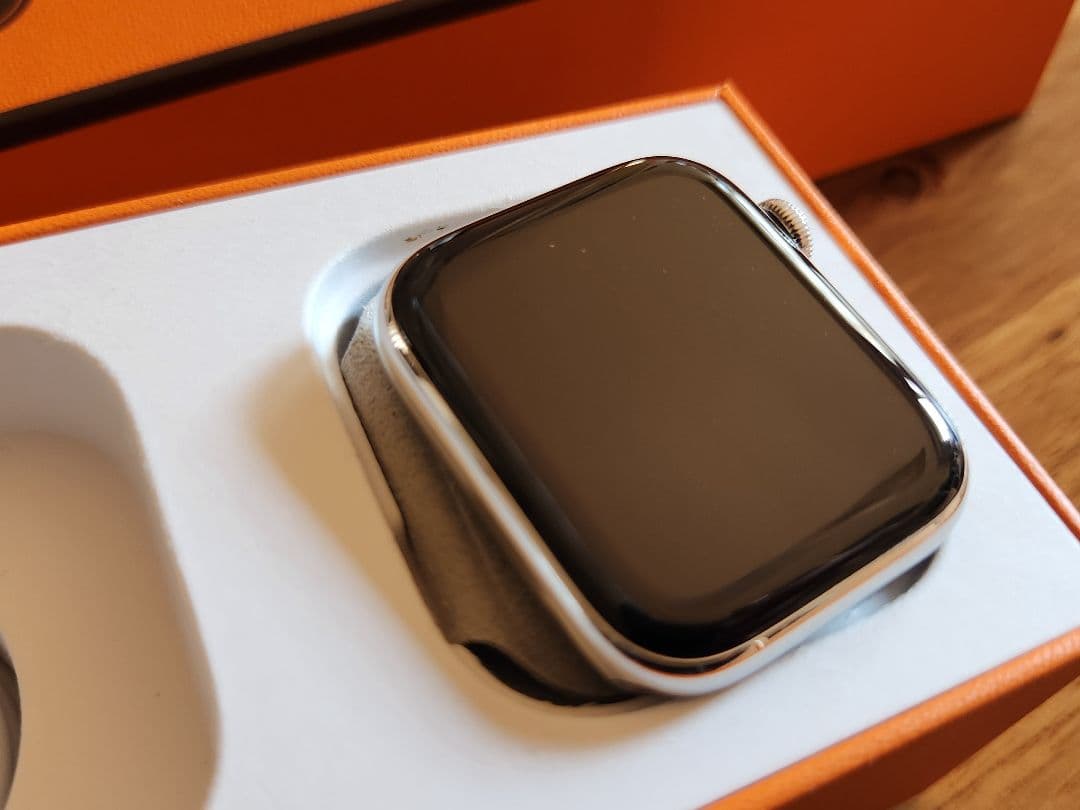 アップルウォッチ 44mm シリーズ 4 GPS セルラー