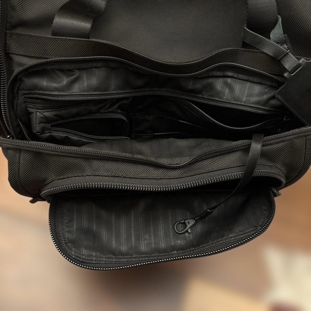 TUMI ブラック ボストンバッグ TUMI ブラック ボストンバッグ