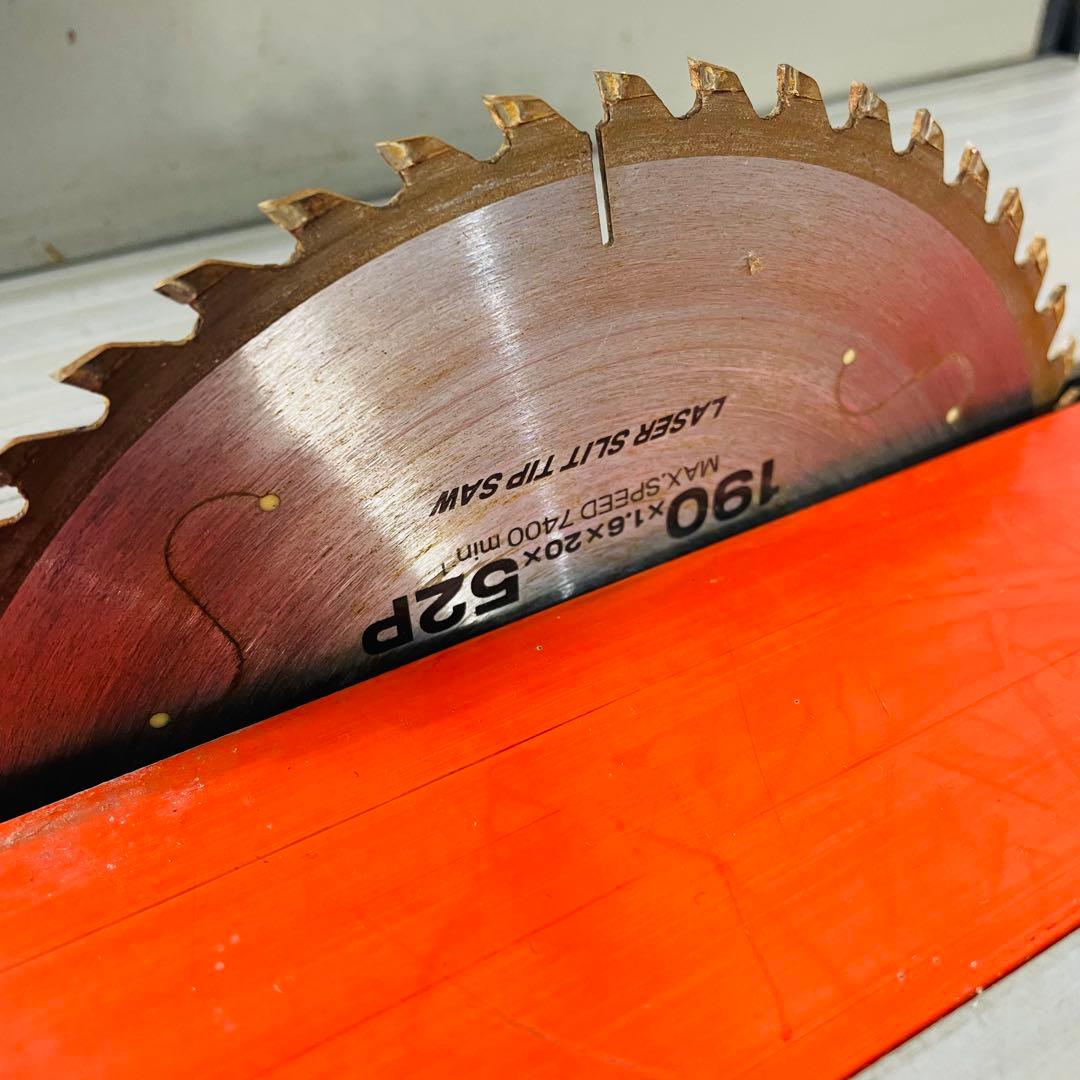 Makitaマキタ マルノコ盤2703 テーブルソー 255mm【コンセント付】 Makitaマキタ マルノコ盤2703 テーブルソー 255mm【コンセント付】