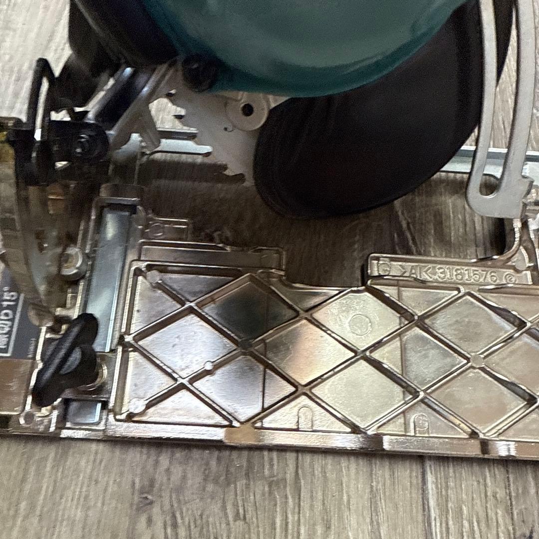 マキタ 125mm充電式マルノコ