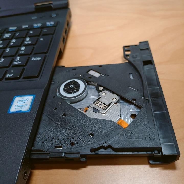 美品】NEC ノートPC i5第8世代 爆速SSD オフィス付 バッテリー良