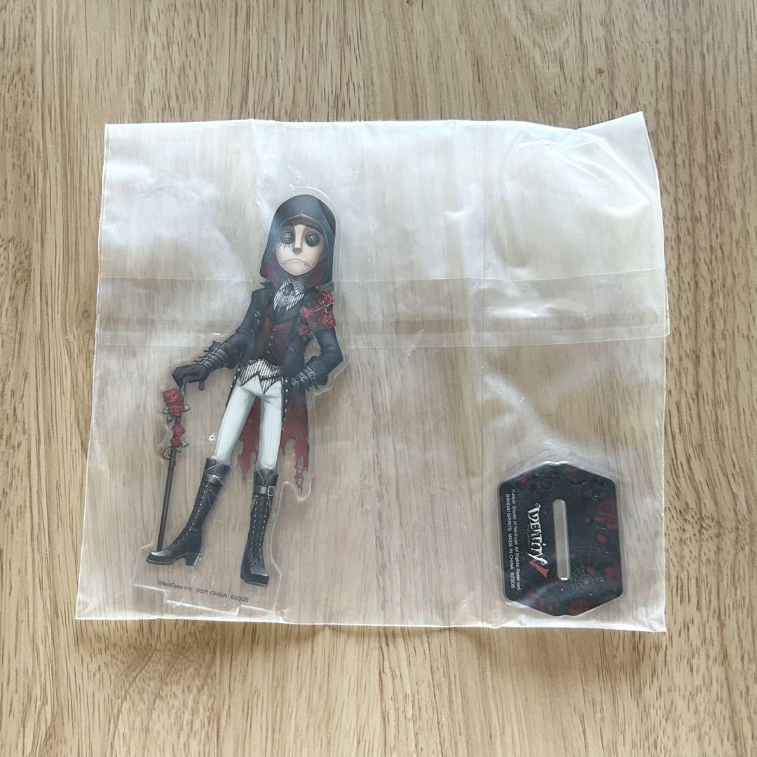 第五人格 一番くじ 傭兵 ナワーブサベダー アクスタ - メルカリ