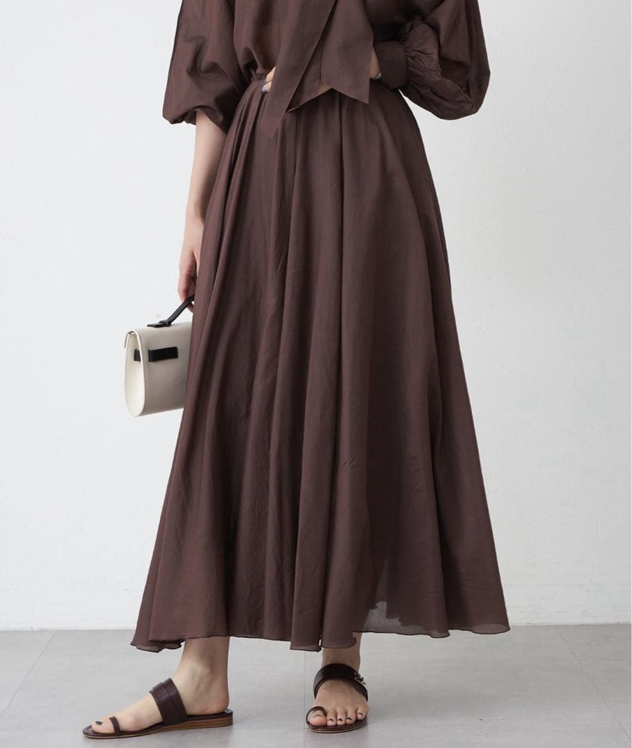 ウィムガゼット　シルクローンギャザースカート
