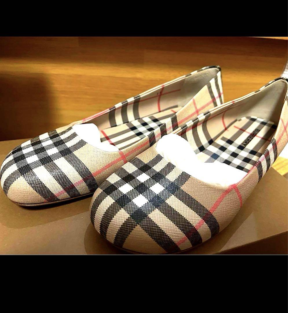 極美品!BURBERRYノバチェックパンプス 極美品!BURBERRYノバチェックパンプス