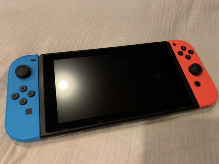 Nintendo Switch 本体 中古
